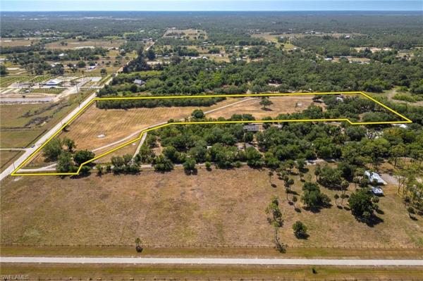 North Fort Myers No HOA, 19221 Gwynn Rd, North Fort Myers, Florida 33917, image 2