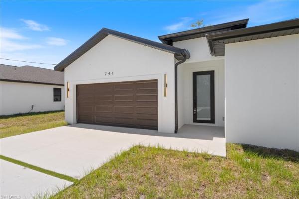 Lehigh Acres, 741 Woodcrest Dr, Lehigh Acres, Florida 33972, image 1