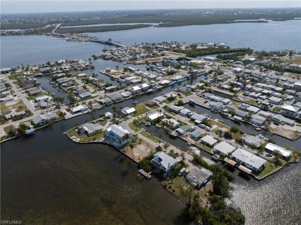 Matlacha No HOA, 11476 May St, Matlacha, Florida 33993, image 2