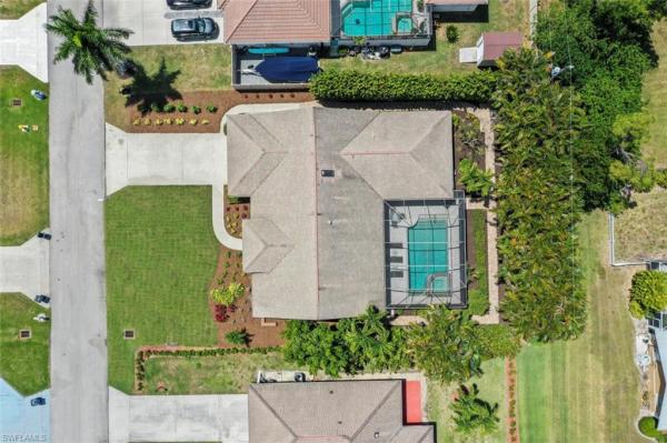 Cartwright Court, 3540 Cartwright Ct, Bonita Springs, Florida 34134, image 2