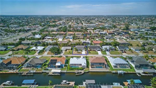Cape Coral Residential, 1521 49th Ter, Cape Coral, Florida 33914, image 2