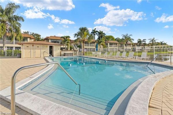 Harbor Lakes Of Naples, 1155 Sandpiper St #E1, Naples, Florida 34102, image 2