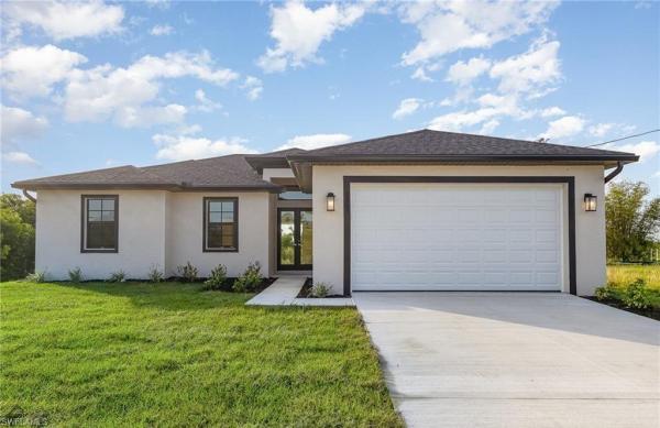 Kreamers Avocado, 5863 Royal Okley Ln, Bokeelia, Florida 33922, image 1