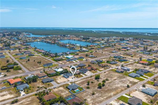 Cape Coral Residential, 4201 32nd St, Cape Coral, Florida 33993, image 1