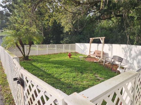 Pine Ridge Of Fort Myers Village, 9610 Green Cypress Ln #11-C2, Fort Myers, Florida 33905, image 3