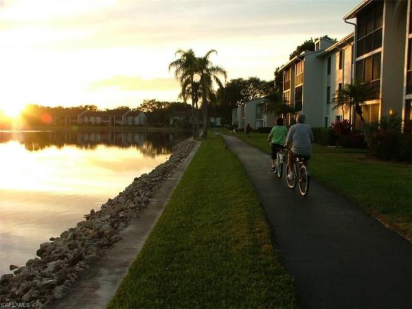 Pine Ridge Of Fort Myers Village, 9610 Green Cypress Ln #11-C2, Fort Myers, Florida 33905, image 2
