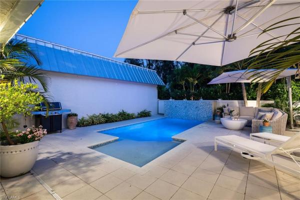 Seagate Villas At Park Shore, 4830 West Blvd, Naples, Florida 34103, image 1