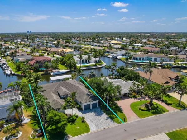 Town & River, 6617 Joanna Cir, Fort Myers, Florida 33919, image 2