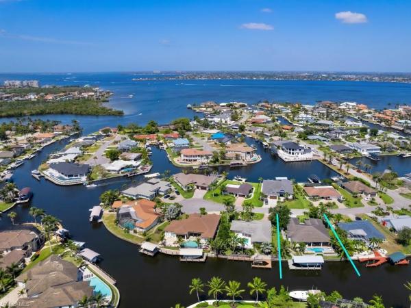 Town & River, 6617 Joanna Cir, Fort Myers, Florida 33919, image 1