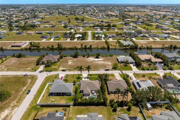 Cape Coral Residential, 2805 4th St, Cape Coral, Florida 33993, image 2