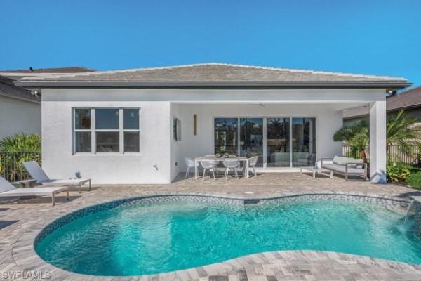 2749 Durham Cir, Naples, Florida 34112, image 1