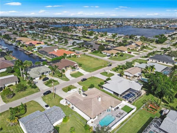 Cape Coral, 828 51st Ter, Cape Coral, Florida 33914, image 1