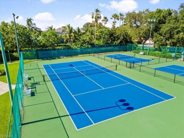 6670 Ilex Cir #4G, Naples, Florida 34109, image 1