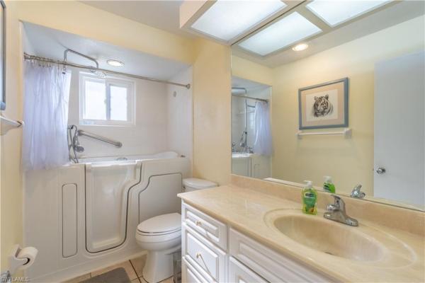 Leisure Estates, 2188 Leisure Ln, Fort Myers, Florida 33907, image 1