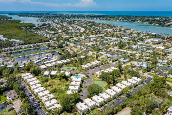 Royal Bay Villas, 1549 Sandpiper St #5, Naples, Florida 34102, image 2