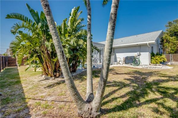 Cape Coral Residential, 627 20th Pl, Cape Coral, Florida 33990, image 2
