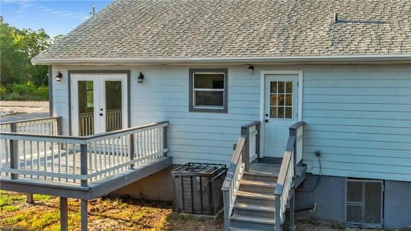 Lehigh Acres, 407 17th St, Lehigh Acres, Florida 33972, image 1