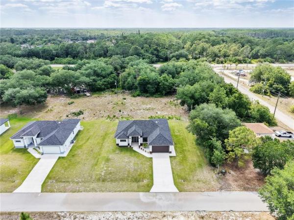 Lehigh Acres, 2221 Robert Ave, Alva, Florida 33920, image 1