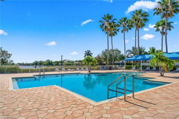 Indigo Lakes, 14790 Fripp Island Ct, Naples, Florida 34119, image 2