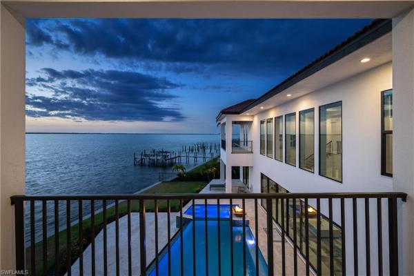 Seminole Estates, 3924 Riverside Dr, Fort Myers, Florida 33901, image 1