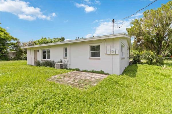 Lehigh Acres Residential, 1102 Bougainvillea Rd, Lehigh Acres, Florida 33936, image 1