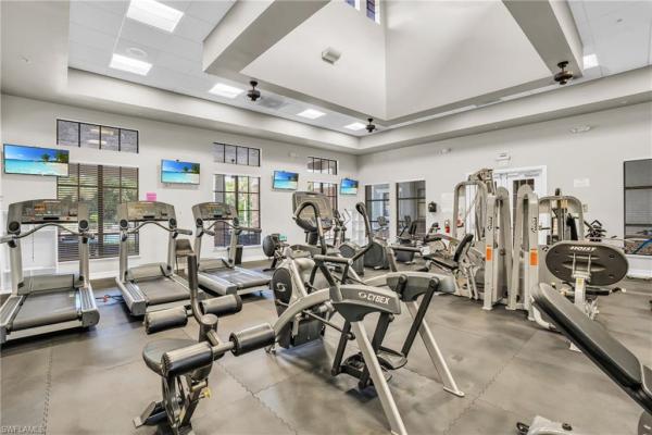 Hampton Park, 12519 Fairmont Dr, Fort Myers, Florida 33913, image 2