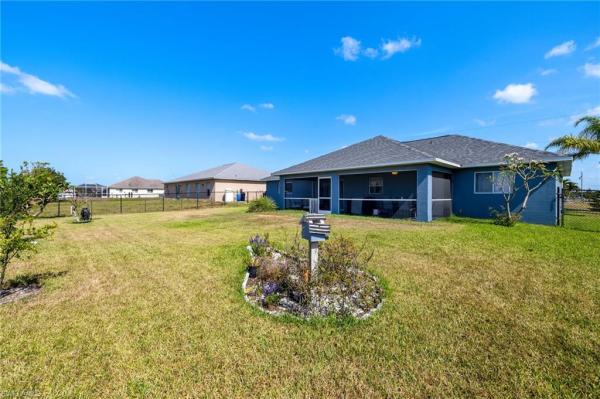 Cape Coral Residential, 1710 19th St, Cape Coral, Florida 33993, image 2