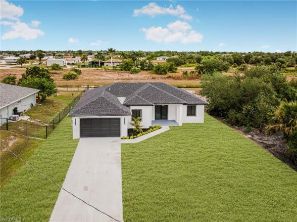 Lehigh Acres, 309 Peerless St, Lehigh Acres, Florida 33974, image 1