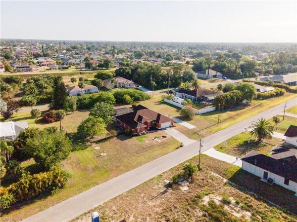 Lehigh Acres, 1435 Graham Cir, Lehigh Acres, Florida 33936, image 1