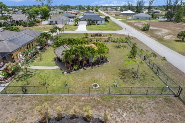Cape Coral Residential, 3704 13th Pl, Cape Coral, Florida 33909, image 3