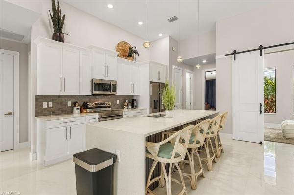 Cape Coral Residential, 1401 28th Ter, Cape Coral, Florida 33914, image 3