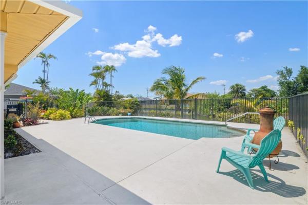 Cape Coral Residential, 713 39th Ter, Cape Coral, Florida 33914, image 2
