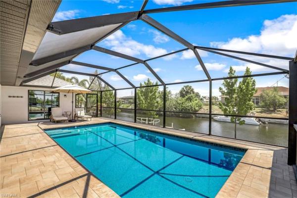 Cape Coral Residential, 2016 28th Ln, Cape Coral, Florida 33914, image 3