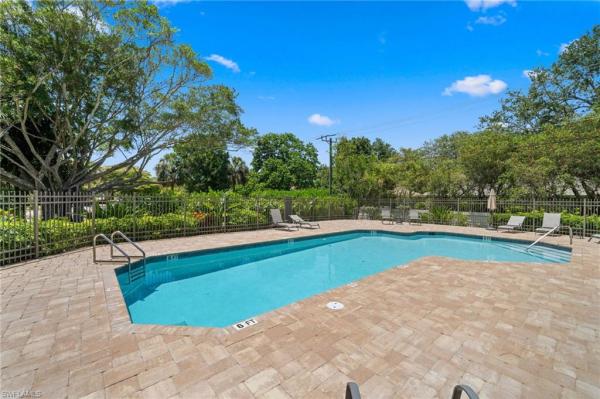 Heron Pointe At The Crossings, 1904 Timberline Dr, Naples, Florida 34109, image 1