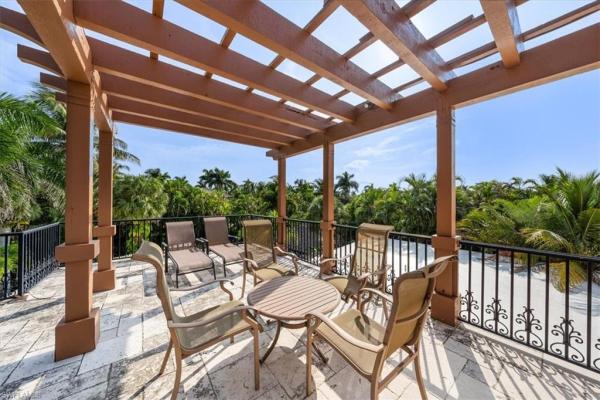 Olde Naples, 210 Central Ave, Naples, Florida 34102, image 1