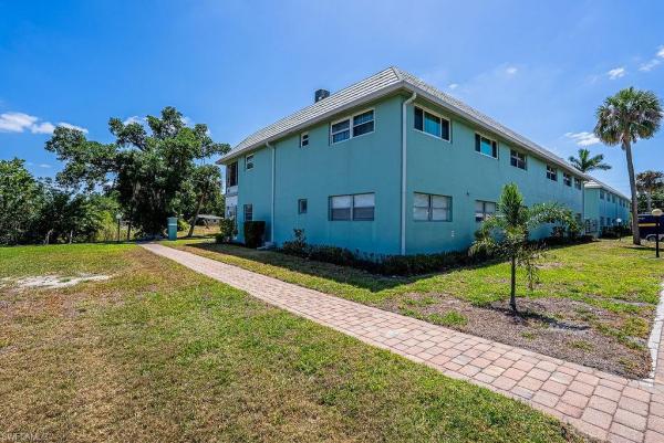 River Garden, 3225 Riverside Dr #26B, Fort Myers, Florida 33916, image 2