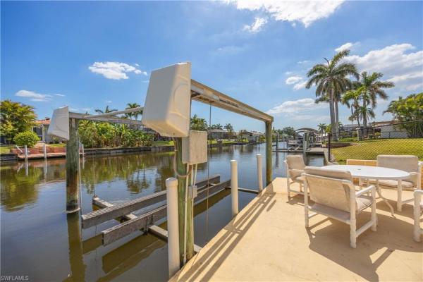 Cape Coral Residential, 1448 Willshire Ct, Cape Coral, Florida 33904, image 2