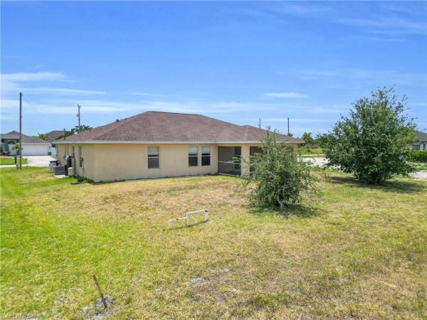 Cape Coral Residential, 2507 7th St, Cape Coral, Florida 33993, image 3