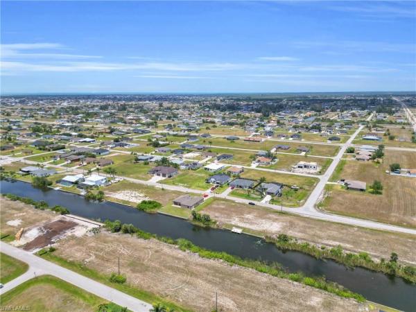 Cape Coral Residential, 2507 7th St, Cape Coral, Florida 33993, image 2