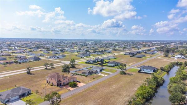 Cape Coral Residential, 1401 16th Pl, Cape Coral, Florida 33993, image 2