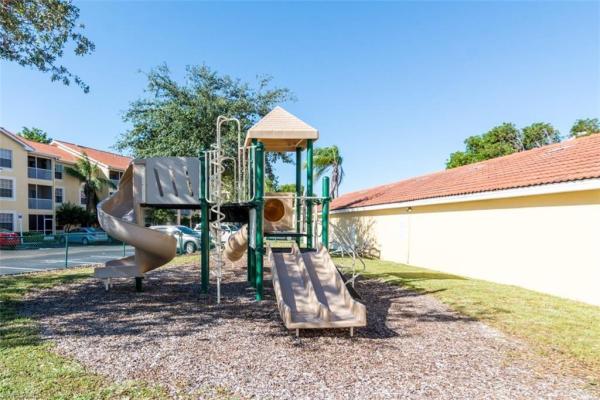 St Croix, 4635 Saint Croix Ln #1218, Naples, Florida 34109, image 3