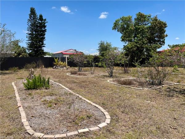 Lehigh Acres, 204 Norwich Ave, Lehigh Acres, Florida 33936, image 1