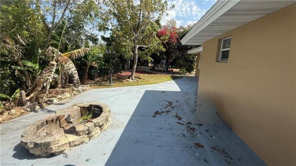 1005 Penn Rd, Lehigh Acres, Florida 33936, image 1