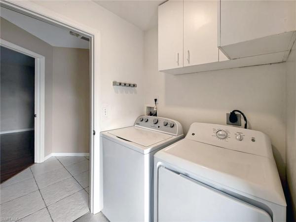 Cape Coral Residential, 2019 16th Pl, Cape Coral, Florida 33909, image 1