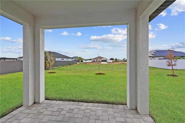 Cape Coral Residential, 809 W Tropicana Pkwy, Cape Coral, Florida 33993, image 3