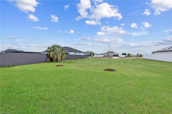 Cape Coral Residential, 809 W Tropicana Pkwy, Cape Coral, Florida 33993, image 1