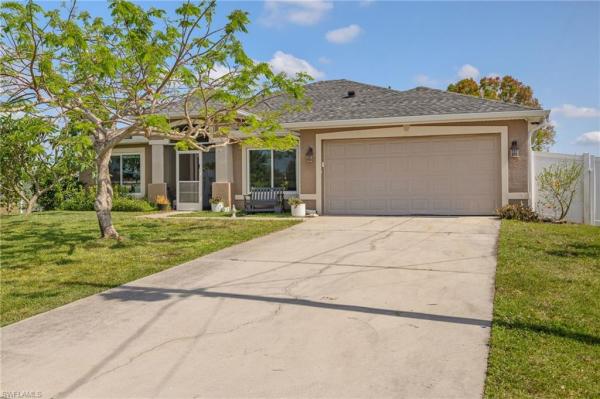 Cape Coral Residential, 1019 20th St, Cape Coral, Florida 33993, image 2