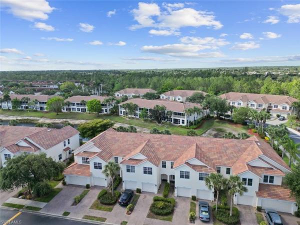 Pinehurst At Stratford Place, 1260 Oxford Ln, Naples, Florida 34105, image 1
