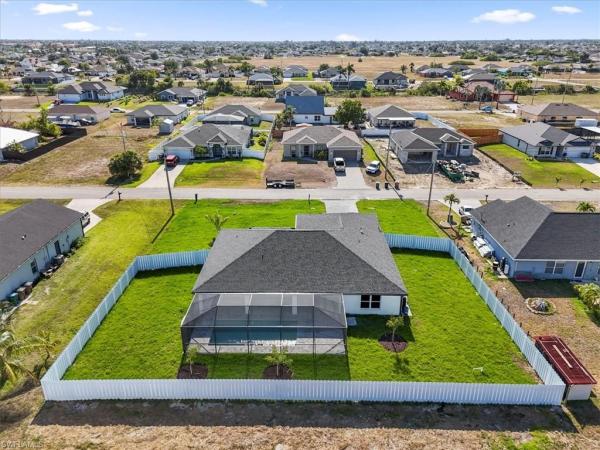 Cape Coral Residential, 1019 8th Pl, Cape Coral, Florida 33993, image 3