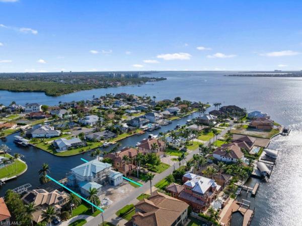 Town & River, 846 Cypress Lake Cir, Fort Myers, Florida 33919, image 1